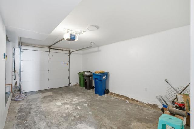 152 W Moltke Street, Daly City CA: https://media.crmls.org/mediaz/d2536206-2c01-4ac7-9710-6bb2a76ff5d0.jpg