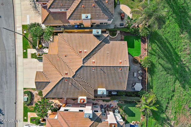 11535 Northdale Drive, Moorpark CA: https://media.crmls.org/mediaz/d25367bf-4e4b-4e81-a7a1-0a857847bfce.jpg