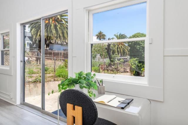 76 Bayview Street, San Francisco CA: https://media.crmls.org/mediaz/d2544742-cd3b-4a55-83fe-87a7d94a0f4a.jpg