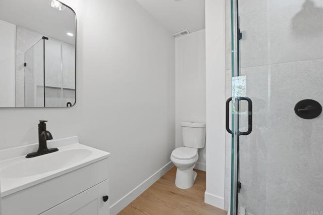 Detail Gallery Image 17 of 26 For 4880 Lantana Dr, San Diego,  CA 92105 - 2 Beds | 2 Baths