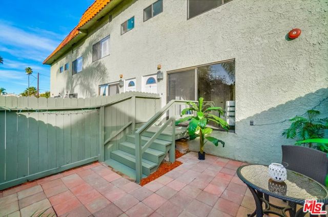 1832 Rockefeller Lane, Redondo Beach, California 90278, 2 Bedrooms Bedrooms, ,2 BathroomsBathrooms,Residential,For Sale,Rockefeller,25603743 1832 Rockefeller Lane, Redondo Beach, California 90278, 2 Bedrooms Bedrooms, ,2 BathroomsBathrooms,Residential,For Sale,Rockefeller,25603743