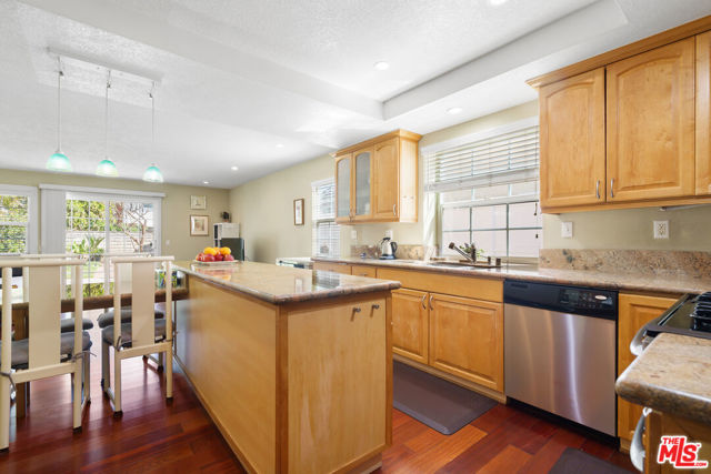 1756 Milano, Montebello CA: https://media.crmls.org/mediaz/d25604e2-4d98-4d52-b091-205b90885c80.jpg