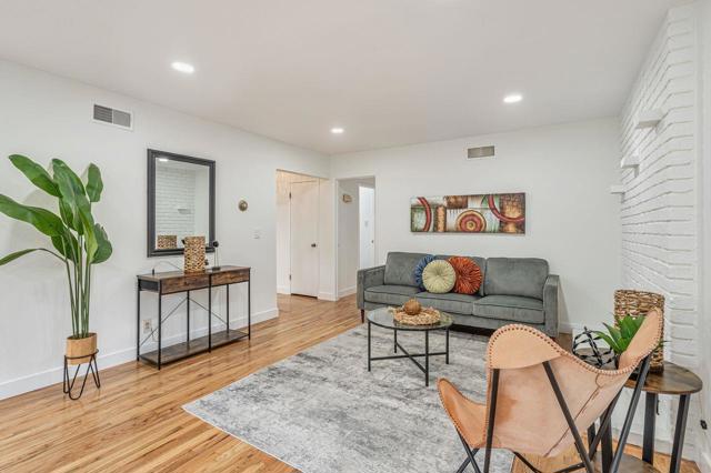 5010 Rio Vista Avenue, San Jose CA: https://media.crmls.org/mediaz/d2562bbd-0975-4b95-bb21-6a62d0db165d.jpg