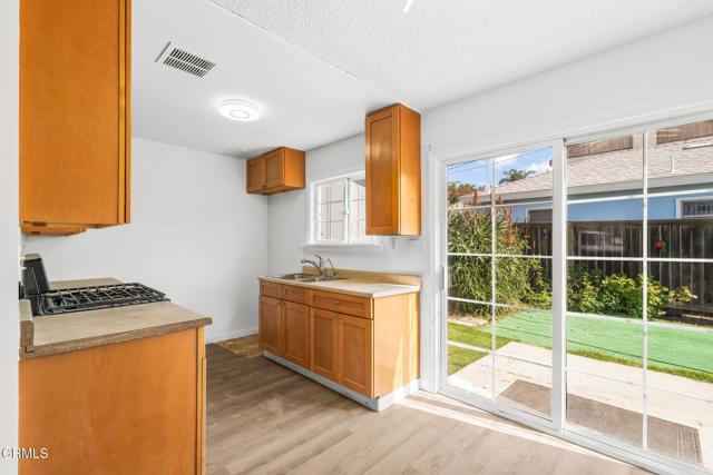 Detail Gallery Image 11 of 40 For 400 Arcade Dr, Ventura,  CA 93003 - – Beds | – Baths