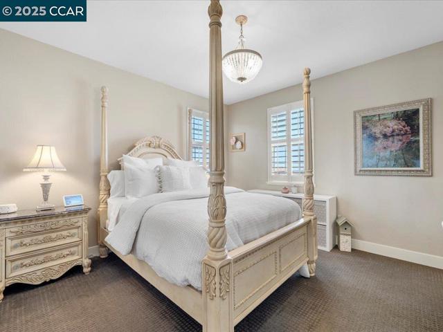 1927 Vintage Cir, Brentwood CA: https://media.crmls.org/mediaz/d2570fb9-d986-4ee0-a6c3-8494b5799917.jpg