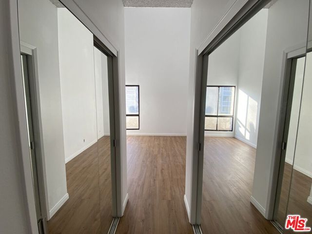 1440 Veteran Avenue, Los Angeles CA: https://media.crmls.org/mediaz/d257197e-a7e0-4188-9162-c13513b13529.jpg
