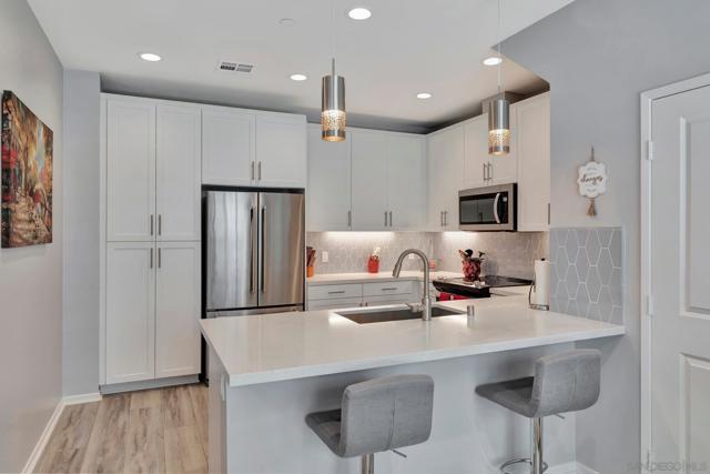 7603 Sage Ct., Santee CA: https://media.crmls.org/mediaz/d2572094-1277-4a08-b9ef-e020936740f5.jpg