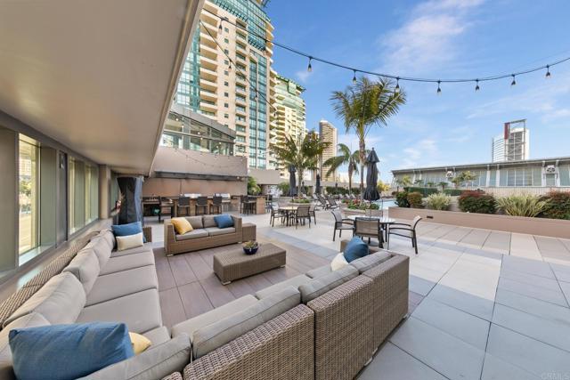 Detail Gallery Image 41 of 46 For 550 Front St #1401,  San Diego,  CA 92101 - 2 Beds | 2/1 Baths