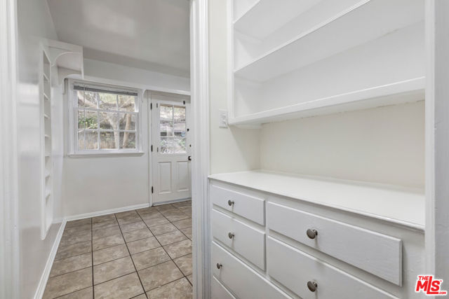Drew Fenton | 271 Beloit Avenue Los Angeles CA | MLS: 7455926