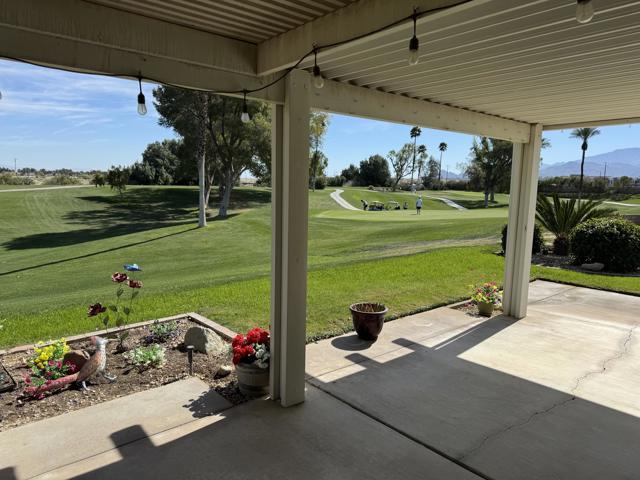 35610 Mexico Way, Thousand Palms CA: https://media.crmls.org/mediaz/d2589ece-9182-449c-8a10-58b14730b8ea.jpg