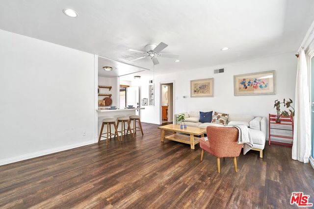 Image 10 of 42 For 5541 Marcella Avenue