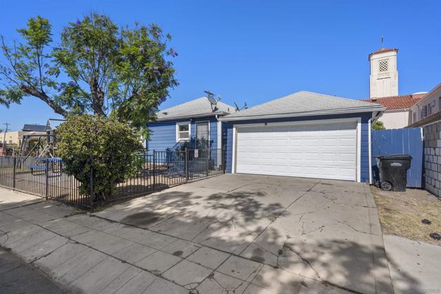 3283 Meade Avenue, San Diego CA: https://media.crmls.org/mediaz/d25a69d0-bc86-413f-9e32-d63cc80d6ad6.jpg