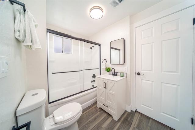 33972 10Th St, Union City CA: https://media.crmls.org/mediaz/d25aa41f-6894-4539-908a-5b2878d50eb6.jpg