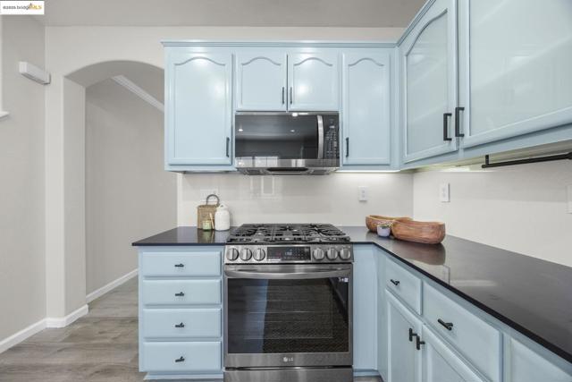 8892 Bellina Commons, Dublin CA: https://media.crmls.org/mediaz/d25bc2a2-6349-4460-ada9-869a3a470b8a.jpg