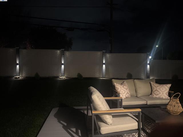 8794 Wicklow Ln, Dublin CA: https://media.crmls.org/mediaz/d25c932f-81c8-43fc-a488-919da177566f.jpg