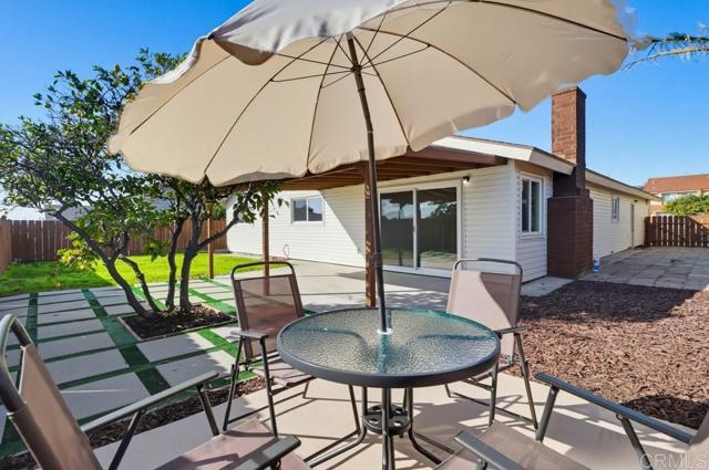 421 Locdel Court, Chula Vista CA: https://media.crmls.org/mediaz/d25c9777-4115-4375-8d1d-710ee99f1f71.jpg