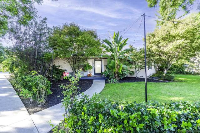 2602 N Louise, Santa Ana CA: https://media.crmls.org/mediaz/d25ca00a-cd70-4b45-8e5f-94caaf82912c.jpg