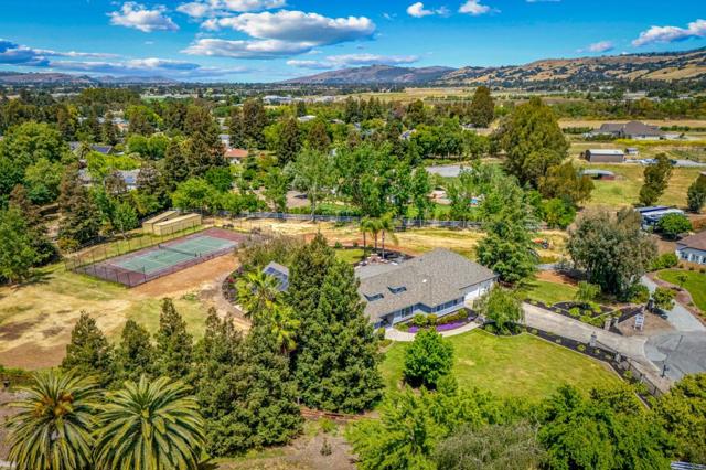 14830 Bartlett Court, San Martin CA: https://media.crmls.org/mediaz/d25d7fca-b9f1-418a-9774-cacf39e0b47a.jpg