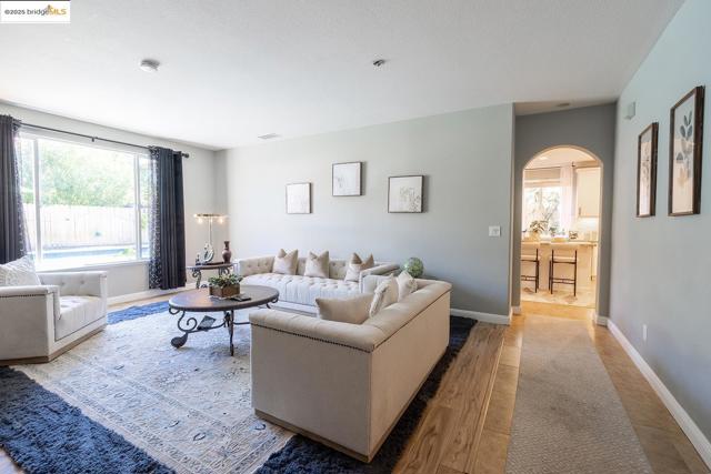 1856 Buck Mountain Court, Antioch CA: https://media.crmls.org/mediaz/d25e3b60-d335-4bf8-9b1f-372a4206728f.jpg