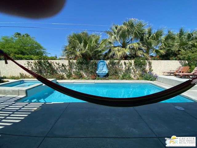 3116 E Via Escuela, Palm Springs CA: https://media.crmls.org/mediaz/d25e5dc5-1147-4e36-8e79-176c1f9284d0.jpg