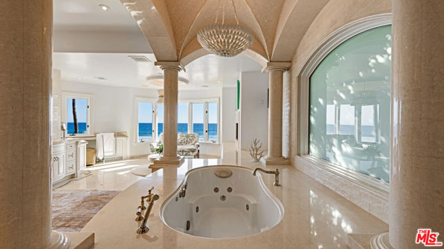 31272 Broad Beach Road, Malibu CA: https://media.crmls.org/mediaz/d25e8516-4669-4d0c-bf9b-3011e039c8b8.jpg