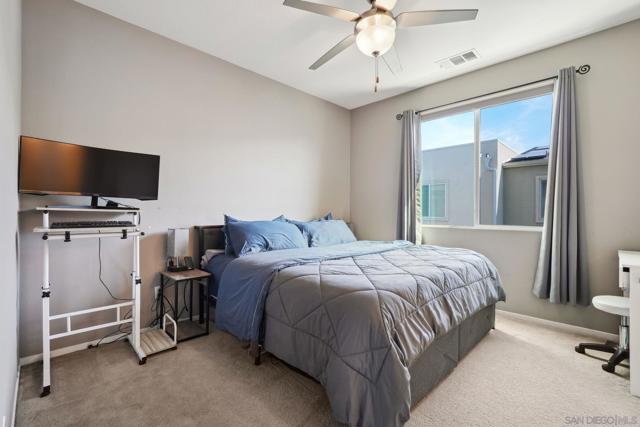 219 Antoni Gln, Escondido CA: https://media.crmls.org/mediaz/d25edff5-2839-45ea-83bb-ca03c23cde89.jpg