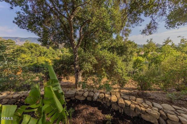 1068 Cuyama Road, Ojai CA: https://media.crmls.org/mediaz/d25f44b2-5db8-478e-8b00-a4b06b47211b.jpg
