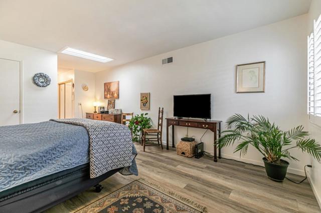 5076 Cribari Bluffs, San Jose CA: https://media.crmls.org/mediaz/d25f6e02-177f-475c-83e2-eb93f6d1fe88.jpg