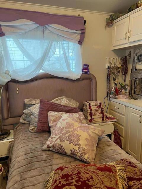 356 Reservation Road, Marina CA: https://media.crmls.org/mediaz/d2605415-411a-4304-a70e-f9bff4e66be2.jpg