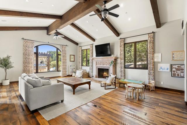 Detail Gallery Image 17 of 31 For 16636 El Zorro Vista, Rancho Santa Fe,  CA 92067 - 5 Beds | 5/4 Baths