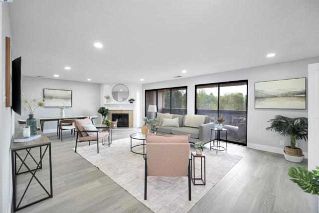 Image 14 of 55 For 26937 Hayward Blvd  217