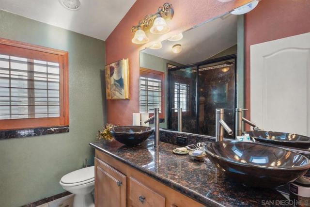 120 Sherri Ln, Oceanside CA: https://media.crmls.org/mediaz/d261e279-a537-4062-84a0-ca3ff7fef872.jpg