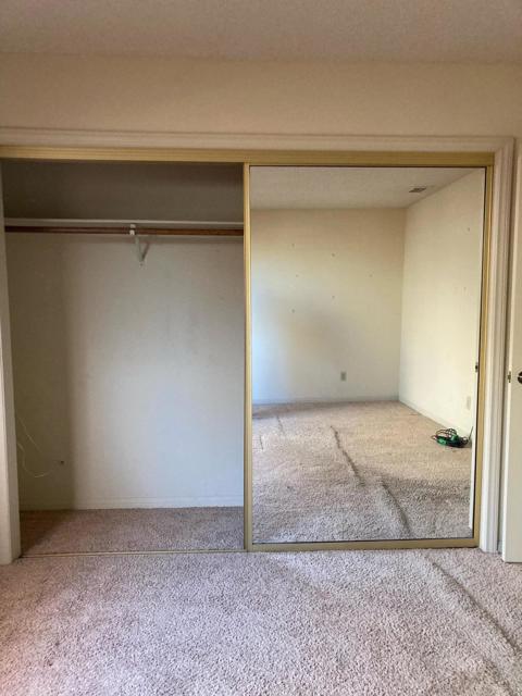 18125 Harbor Drive Drive, Victorville CA: https://media.crmls.org/mediaz/d2622a91-f749-4190-9b96-ffad370bcb5f.jpg