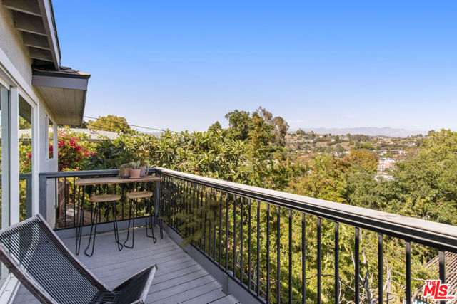 3921 Wawona Street, Los Angeles CA: https://media.crmls.org/mediaz/d2624a4e-8989-4ad2-a2a3-b55222ac9b13.jpg