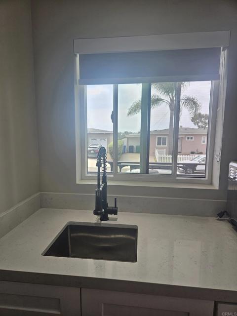 3361 Mcgraw St, San Diego CA: https://media.crmls.org/mediaz/d2624ff4-98f6-4ea4-b0e2-6a9b5a727282.jpg