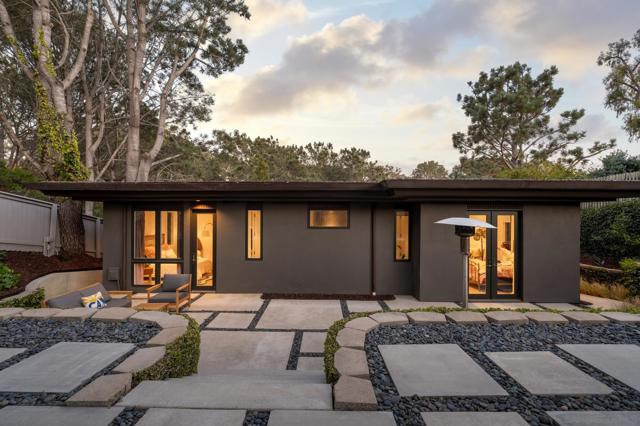 404 Pine Needles, Del Mar CA: https://media.crmls.org/mediaz/d263b105-686a-48c1-8f07-a86ceab13924.jpg
