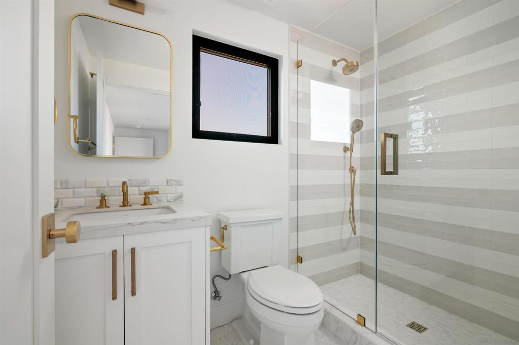 MLS #250041286SD image #27