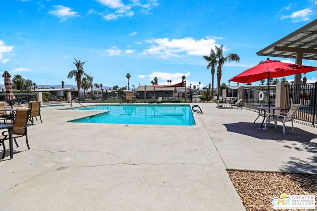 80 Dunes Circle, Cathedral City CA: https://media.crmls.org/mediaz/d2641418-91b7-4d46-9d18-c67a0cc35ddf.jpg