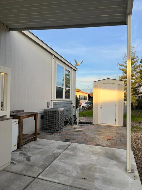 177 Chateau La Salle Drive, San Jose CA: https://media.crmls.org/mediaz/d26446d0-fadc-446f-bd28-21546db345c3.jpg