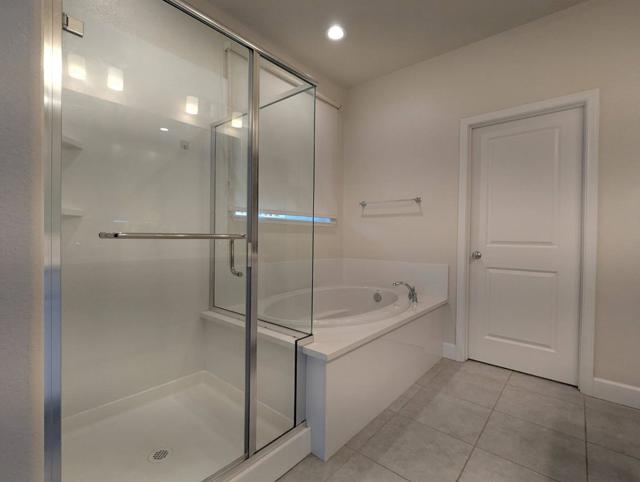 721 Segovia Drive, Hollister CA: https://media.crmls.org/mediaz/d264d2c2-e1c8-4748-8767-100011de5572.jpg