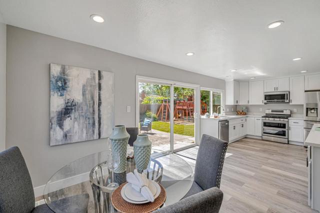 5692 Hansen Drive, Pleasanton CA: https://media.crmls.org/mediaz/d264d498-9b2d-4160-b60d-2435d8893740.jpg