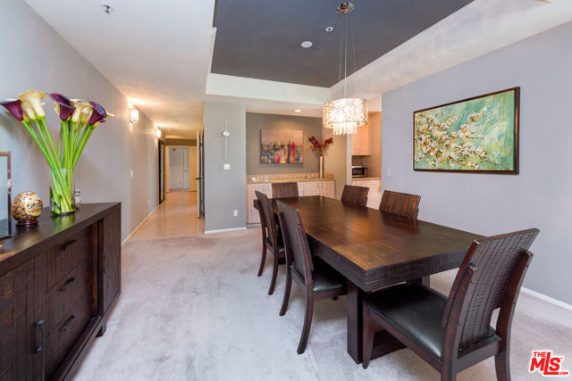 1851 Veteran Avenue, Los Angeles CA: https://media.crmls.org/mediaz/d264f213-0e22-47d6-bb6c-259bafc2e203.jpg