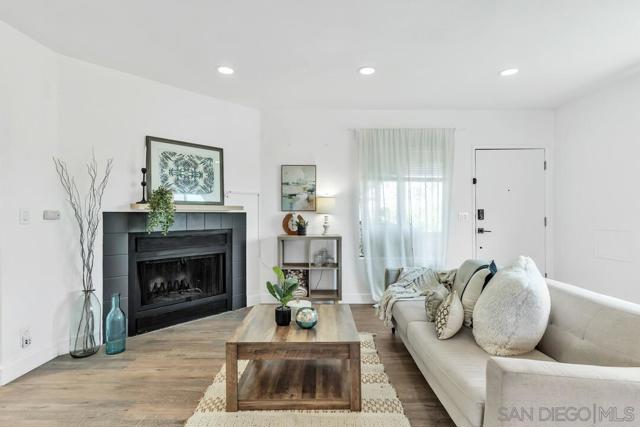 3814 Cherokee Ave, San Diego CA: https://media.crmls.org/mediaz/d265ac0e-822b-4cbe-8b4c-28f0bb4eb1f9.jpg