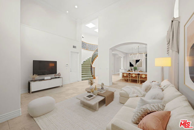 1756 Ruhland Avenue, Manhattan Beach CA: https://media.crmls.org/mediaz/d2663486-31f7-4ea0-b38d-5a1285503f7a.jpg