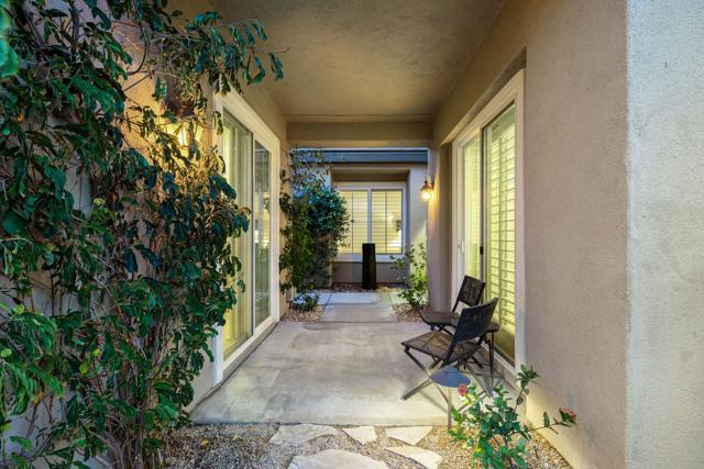 81196 Victoria Lane, La Quinta CA: https://media.crmls.org/mediaz/d266ad90-8daa-4ff0-a32f-a6dd4087e12f.jpg