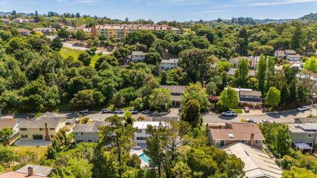 1556 Cherrywood Drive, San Mateo CA: https://media.crmls.org/mediaz/d266f05d-9de8-445a-81c1-f13d5c9e504a.jpg