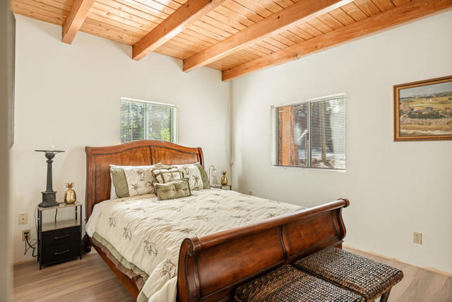 31522 Cedarwood Drive, Running Springs, CA 92382