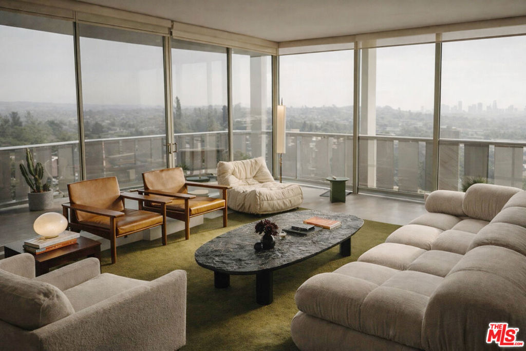 4455 Los Feliz Boulevard #1101