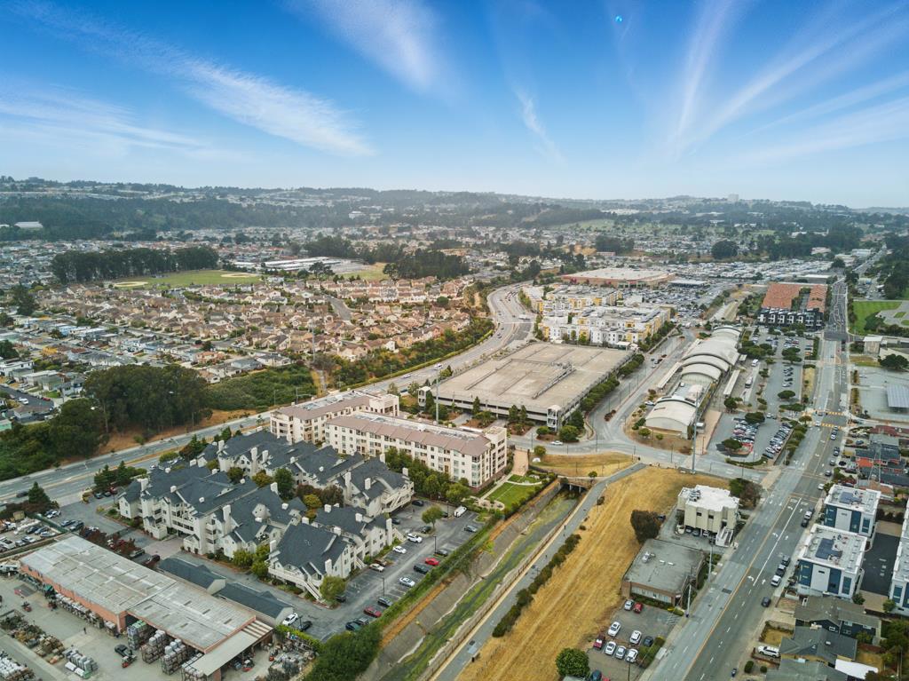 https://media.crmls.org/mediaz/d26894fb-2819-4c36-a073-01ceaff4138b.jpg?preset=X-Large