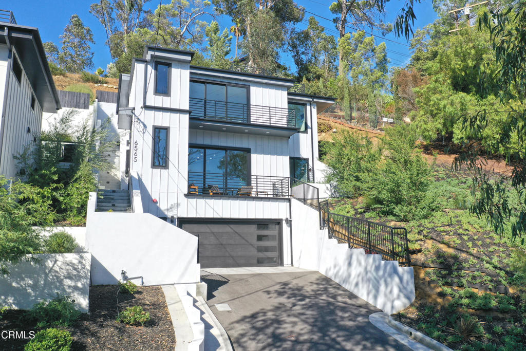 6565 Pickwick Street